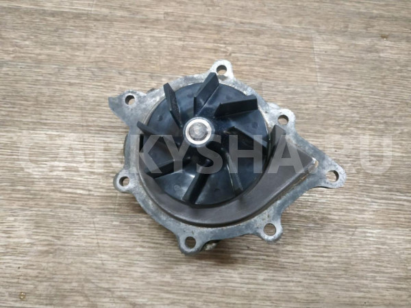 Насос водяной (помпа) Land Rover Freelander оригинальный номер LR011694