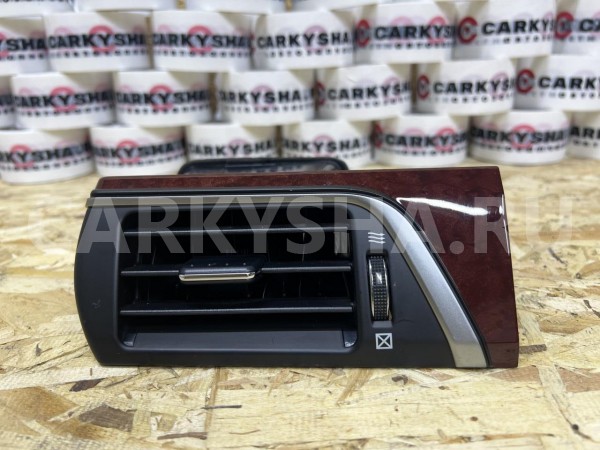 Дефлектор воздушный левый Toyota Camry VII (XV50) оригинальный номер 55650-33181-C1