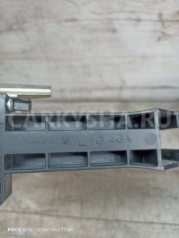 Кронштейн ручки двери Nissan X-Trail III (2013—2019) Nissan X-Trail оригинальный номер 806113TS0B