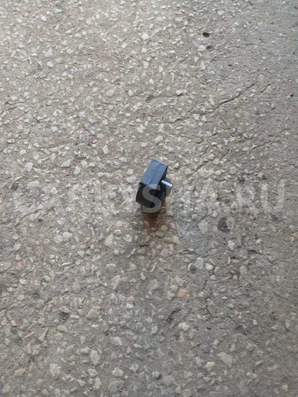 Моторчик заслонки печки Mitsubishi Lancer 9 СЕДАН Mitsubishi i оригинальный номер MR568912