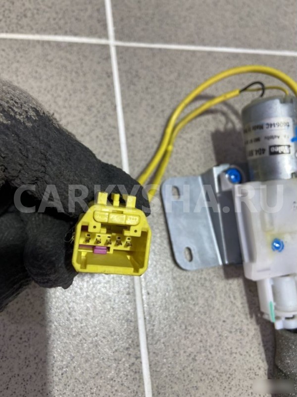 Пиропатрон ремня безопасности л Volkswagen Phaeton Volkswagen Phaeton оригинальный номер 560973354D