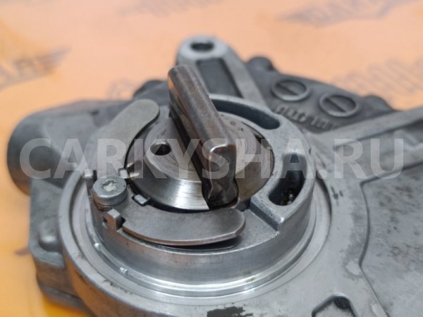 Насос вакуумный BMW 3-Series E90 N46B20BD 2.0 2012 BMW 3er 