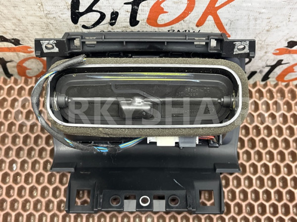 Дефлектор обдува салона BMW X3 оригинальный номер 64 22 9 200 888, 64 22 9 200 888, 64229200888, 9200888