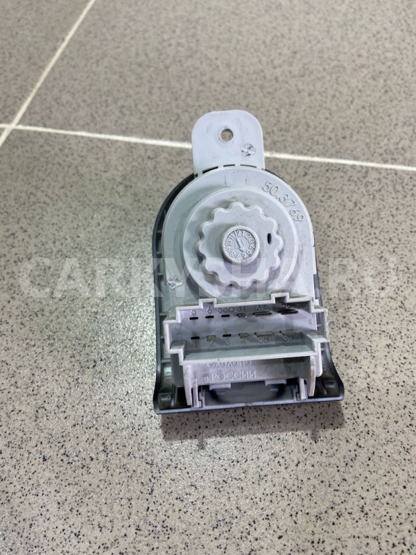 Переключатель света Lada Granta 2017 г. ВАЗ (Lada) Granta оригинальный номер 21900370982000