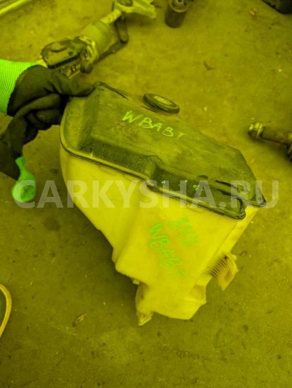 Бачок стеклоомывателя BMW Z4 