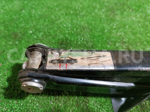 Домкрат Peugeot Partner 