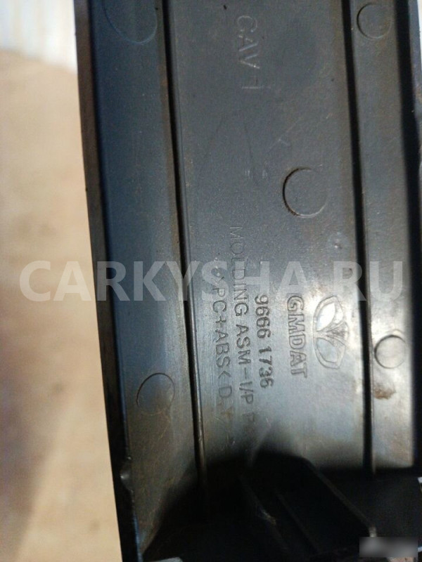 Накладка на торпедо правая Опель Антара Opel Antar Opel Antara оригинальный номер 96661736