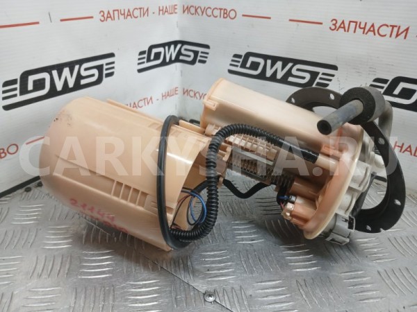 Насос топливный Toyota Mark X 