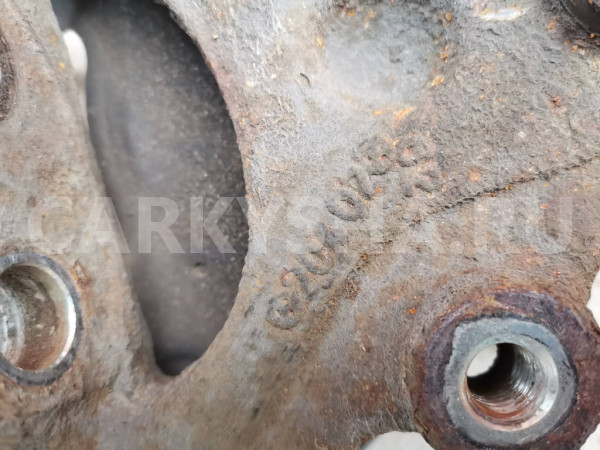 Кулак передний правый Mercedes-Benz C-Class W204 651.911 Mercedes-Benz C-klasse оригинальный номер A2043320201