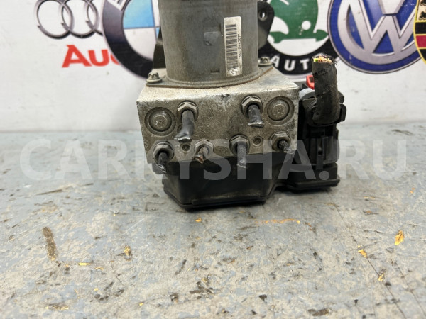Блок ABS Volkswagen Passat 2013 Volkswagen Passat 