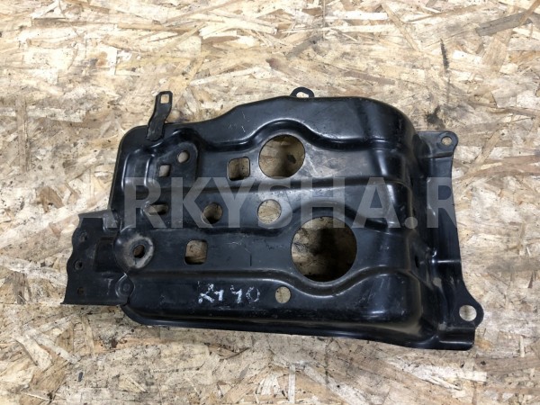 Крепление аккумулятора Toyota RAV 4 IV (CA40) Рестайлинг оригинальный номер 74410-42011