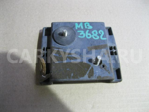 Кронштейн Mercedes Benz W124 1984-1993 Mercedes-Benz W124 оригинальный номер 1248800130