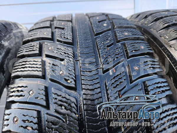 Marshal 215/60 R16 зимние шипованные   