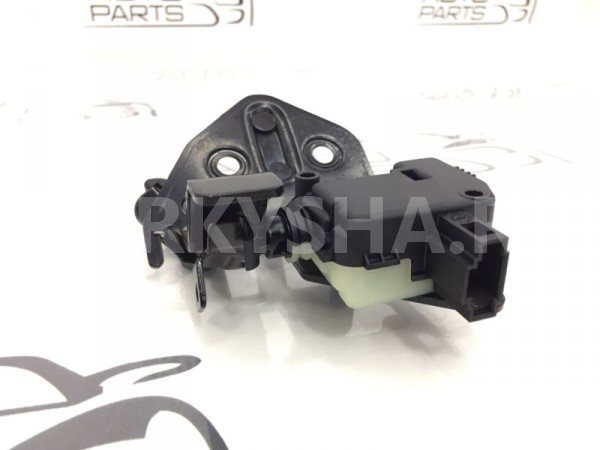 Ответная часть замка багажника Skoda Octavia A5 Skoda Octavia 