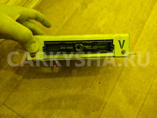 Электронный блок Nissan Stagea 