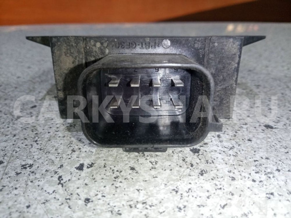 Блок управления бензонасосом Range Rover Sport 2 Land Rover Range Rover оригинальный номер LR086374