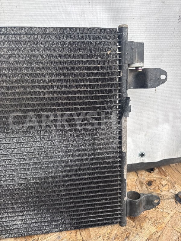 Радиатор кондиционера VAG 1K0820411Q Audi 200 оригинальный номер 1k0830411q