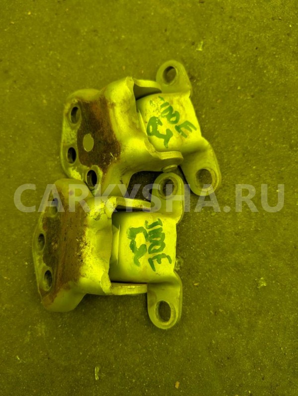 Петли 5-й двери Toyota Cami 