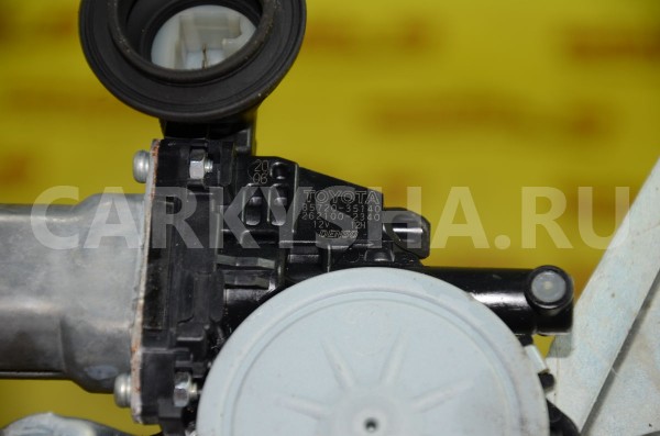 Стеклоподъемник электр. задний правый Toyota Auris 