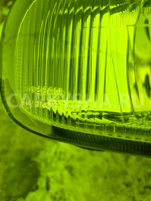 Фара Nissan Cedric 