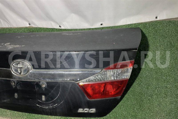 Крышка багажника Toyota Camry оригинальный номер 6440133570