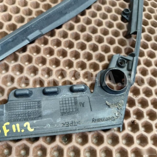 Уплотнительная резинка зеркала BMW 5er 