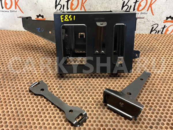 Кронштейн BMW X3 оригинальный номер 65 10 3 405 144, 65 10 3 405 144, 65103405144, 3405144