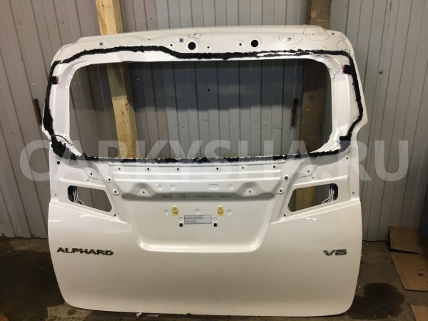Крышка багажника Toyota Alphard III Рестайлинг оригинальный номер 67005-58210