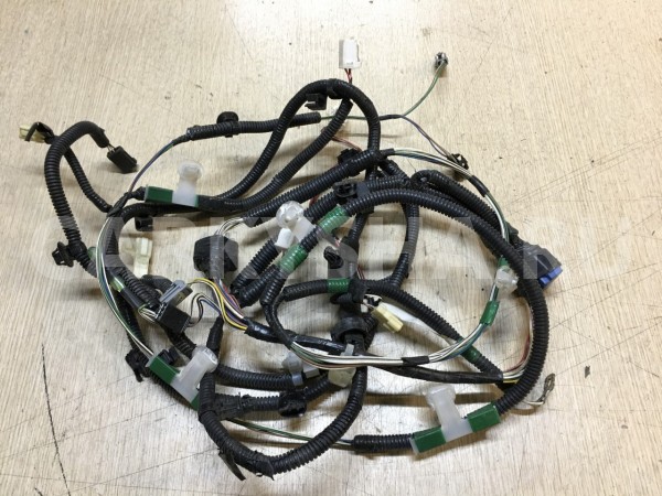Проводка багажника Toyota Camry VII (XV50) оригинальный номер 82181-33180