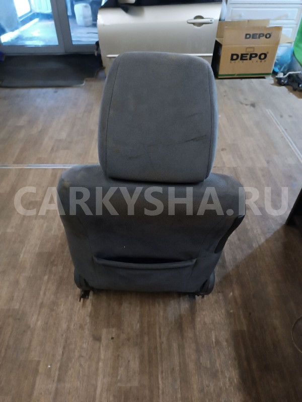 Сиденье переднее правое Mazda 2 
