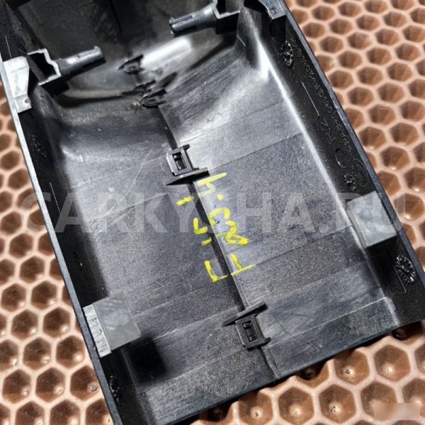 Кожух зеркала заднего вида BMW X3 