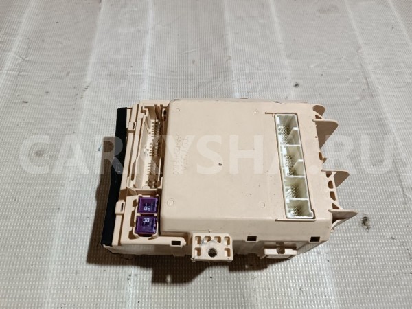 Блок предохранителей салонный Lexus RX 