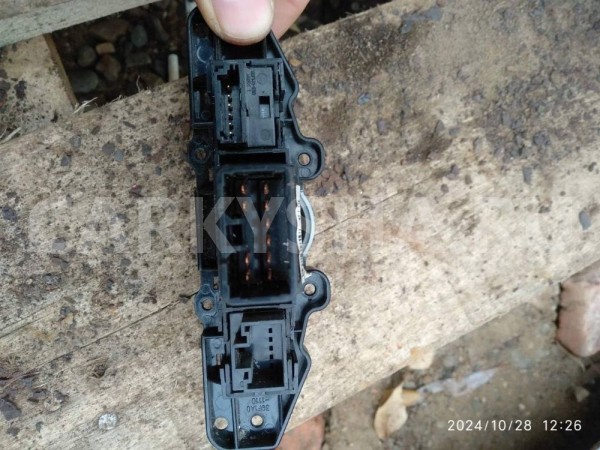 Кнопка аварийной сигнализации Hyundai Solaris I (2010—2014) Hyundai Solaris оригинальный номер 937904L0004X