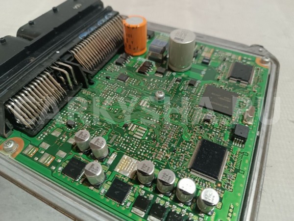 Блок управления двигателем Mitsubishi L200 