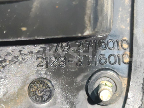 Фонарь задний правый Chevrolet Niva Chevrolet Niva оригинальный номер 21233716010