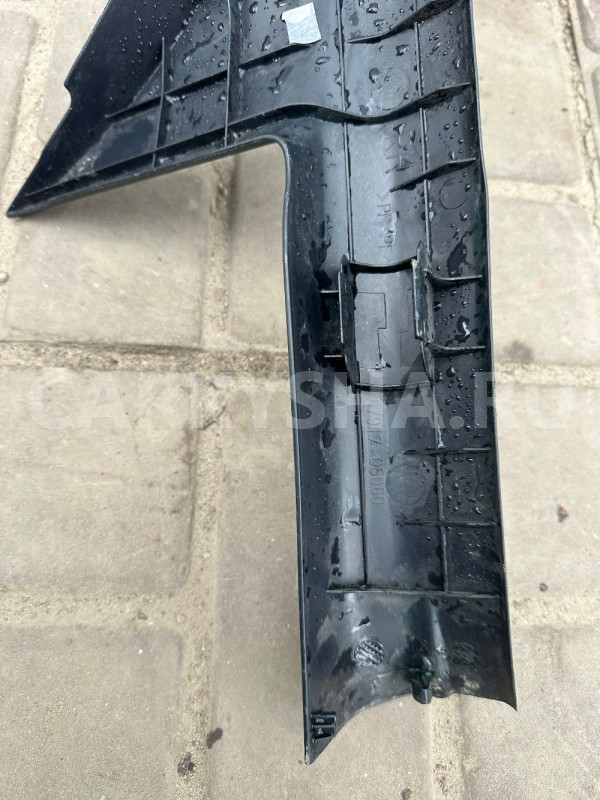 Накладка порога задняя правая Toyota Avensis T270 Toyota Avensis оригинальный номер 6791705060