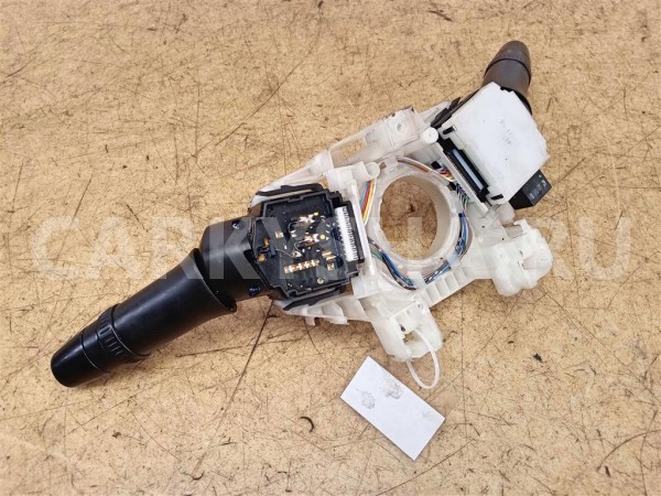 Название детали Подрулевой переключатель Модель Peugeot 4007 Peugeot 4007 оригинальный номер 16 135 903 80