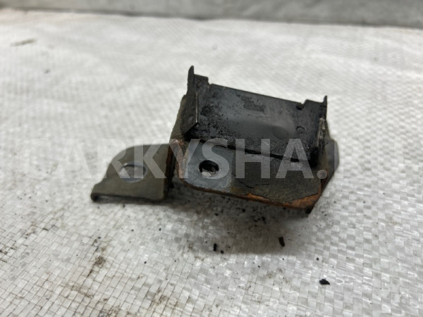 Кронштейн бачка ГУРа kia RIO 2003 57220FD000 УНИВЕРСАЛ A5D Kia Rio 