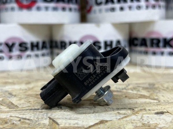 Датчик удара боковой Toyota Corolla XII (E210) – седан оригинальный номер 8983A-02020