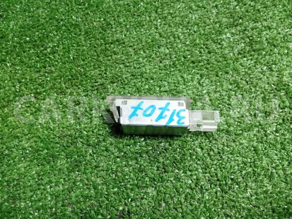 Плафон салонный Volkswagen Touareg 2006 Volkswagen Touareg 