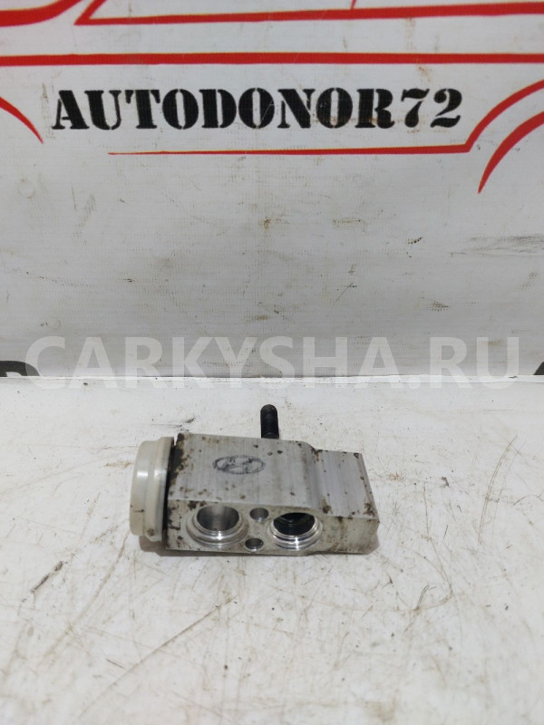 Клапан кондиционера Hyundai Getz Hyundai Accent оригинальный номер 976041C100