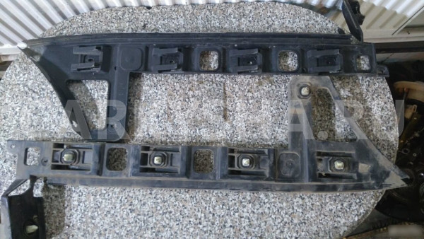 Кронштейн крепления заднего бампера Фольксваген Б6 Volkswagen Passat оригинальный номер 3C5807393 3C5807394 3C5807863