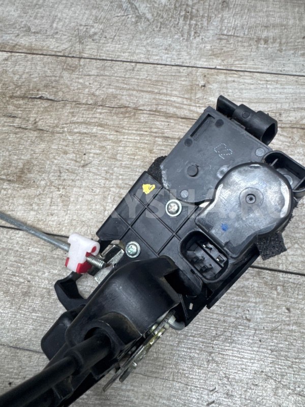 Замок двери передней правой SsangYong New Actyon Ssang Yong Actyon оригинальный номер 7122034021