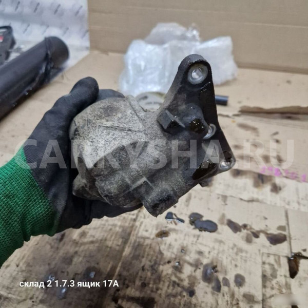 Корпус маслянного фильтра Toyota 2zr fe Toyota Auris 