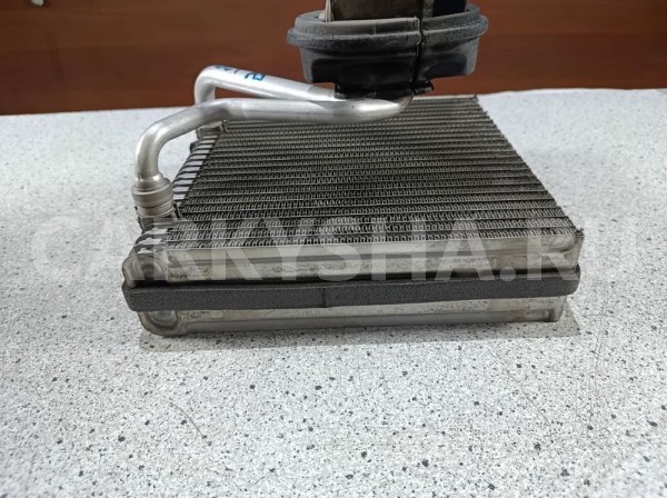 Испаритель кондиционера Skoda Octavia II рестайлинг (2008—2013) Skoda Octavia оригинальный номер 1K2820103