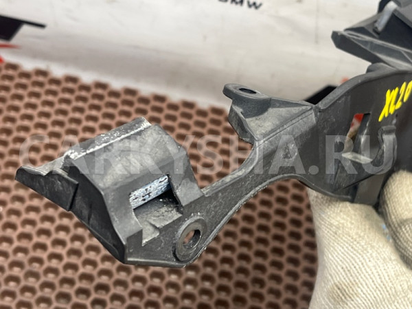 Кронштейн проводки BMW X1 оригинальный номер 12 52 7 640 246, 12 52 7 640 246, 12527640246, 7640246, 12 52 7 628 037, 12527628037, 7628037, 12 52 7 605 923, 12527605923, 7605923
