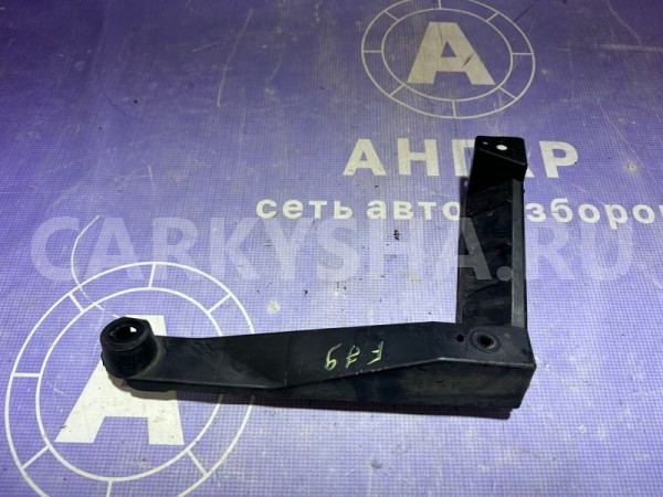 Крепление бампера заднее правое Volkswagen Touareg Volkswagen Touareg 