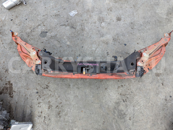 Планка телевизора Volvo C30 