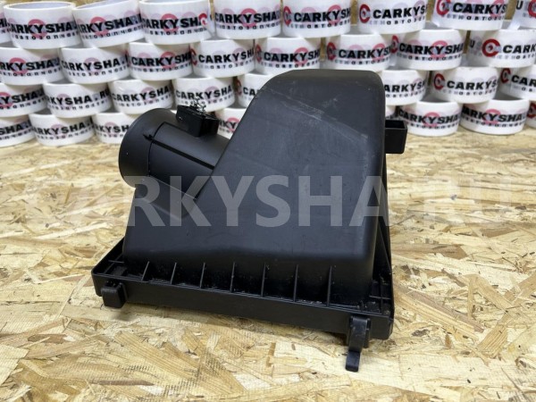 Корпус воздушного фильтра верх Infiniti QX60 II оригинальный номер 16526-6TA0A