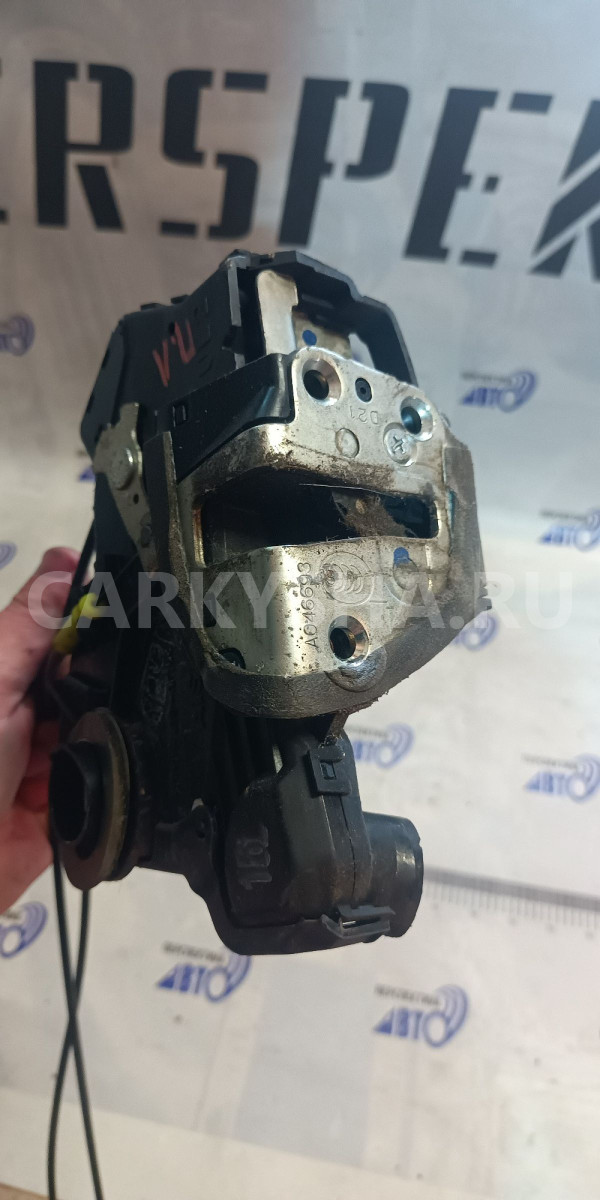 Замок двери пер левой Toyota Avensis T250 6КОНТ Toyota Avensis оригинальный номер 6904002152